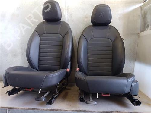 Set sedili Set sedili ALFA ROMEO GIULIA (952_) 2.0 (952ABA25B) (200 hp) 36701536 36701536