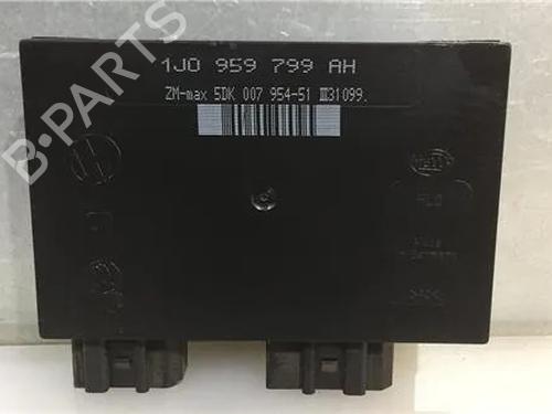Elektronisk modul SEAT TOLEDO I (1L2) 1.9 D (68 hp) 10982911