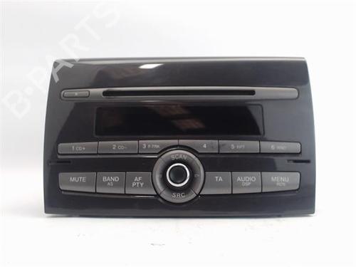 Used Radio FIAT BRAVO II (198_) 1.4 (198AXA1B) (90 hp) 13110512