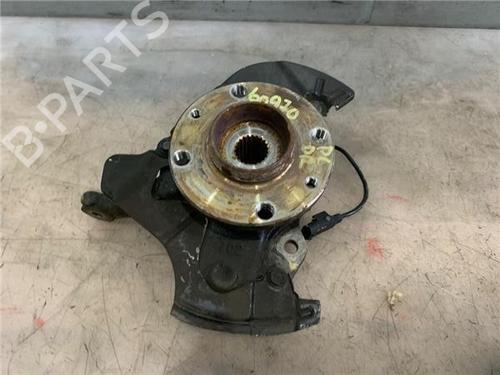 Used Right front steering knuckle FORD KA (RU8) 1.2 (69 hp) 32393970