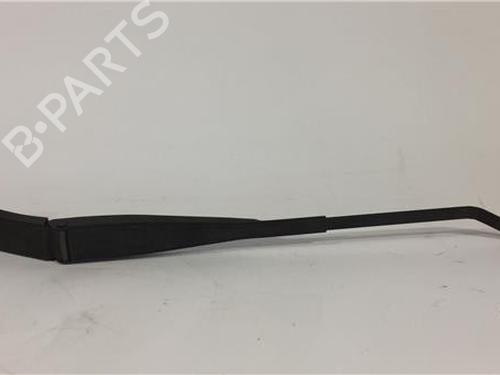 Used Front windshield wiper arm HYUNDAI i20 I (PB, PBT) 1.4 (101 hp) 14340885