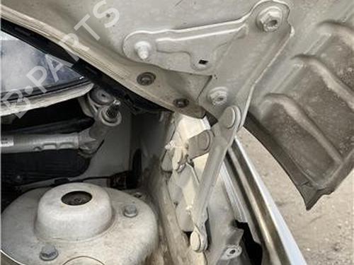 Used Hinge/Door check strap Hinge/Door check strap SEAT ALTEA (5P1) 1.9 TDI (105 hp) 25728070 25728070