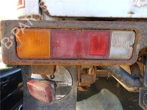 Venstre baglygte SUZUKI SJ410 Cabrio (OS) 1.0 (SJ410) (45 hp) 24647127