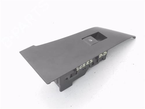 Mando elevalunas delantera derecho OPEL ASTRA J (P10) 1.6 CDTi (68) (110 hp) 32162189