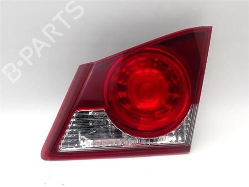Used Rear fog light HONDA CIVIC VIII Saloon (FD, FA) 1.3 IMA (FA3, FD3) (95 hp) 25007354