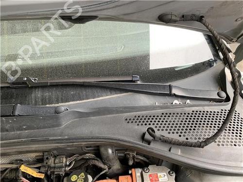 Used Front windshield wiper arm VW GOLF VII (5G1, BQ1, BE1, BE2) 1.4 GTE Hybrid (204 hp) 29280970