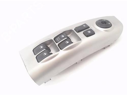 Used Left front window switch KIA SPORTAGE II (JE_, KM_) [2004-2011]  25978441