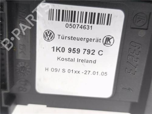 Right front window motor VW GOLF V (1K1) 1.9 TDI | BP33731279E20 - Image 8