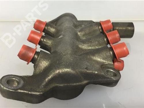 Injection rail OPEL SIGNUM Hatchback (Z03) 3.0 V6 CDTI (F48) | BP9696536M98 