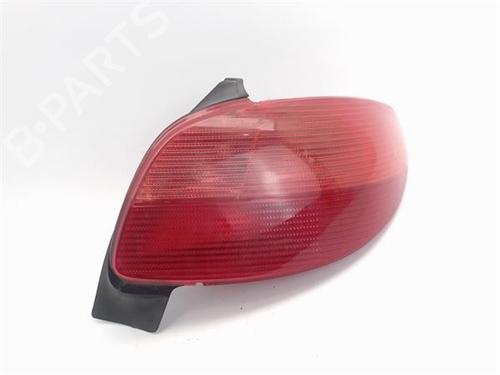 Used Right taillight PEUGEOT 206 Hatchback (2A/C) 1.4 HDi eco 70 (68 hp) 13913231