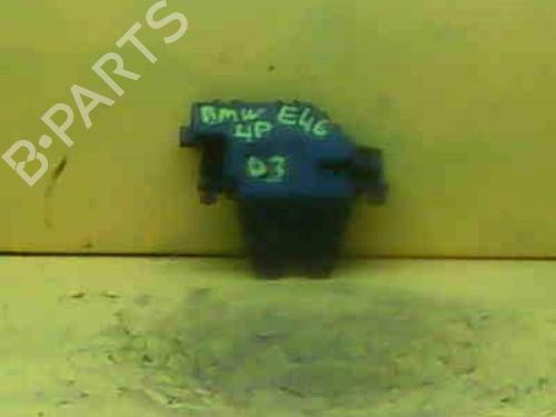Used Tailgate lock BMW 3 (E46) 320 d (150 hp) 26953479