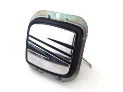 Tailgate handle SEAT LEON (1M1) 1.8 20V T 4 | BP30980953C132