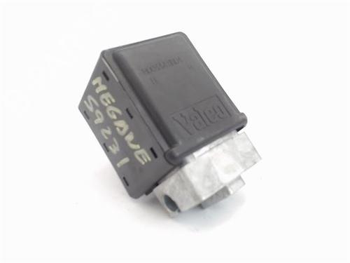 Elektronische module RENAULT MEGANE II Estate (KM0/1_) 1.9 dCi (BM0G, CM0G) (120 hp) 18166383