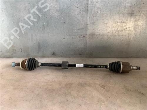 Used Right front driveshaft SEAT IBIZA V (KJ1, KJG) 1.0 TSI (95 hp) 30154116