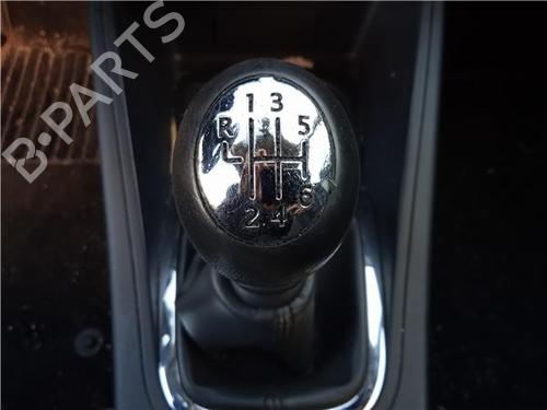 Used Shift knob Shift knob RENAULT MEGANE III Grandtour (KZ0/1) 1.5 dCi (KZ09, KZ0D, KZ1G, KZ29, KZ14, KZ1W, KZ10, KZ1F,... (110 hp) 23263453 23263453