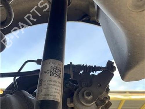 Used Right rear shock absorber Right rear shock absorber SEAT IBIZA V (KJ1, KJG) 1.0 TSI (110 hp) 33729564 33729564