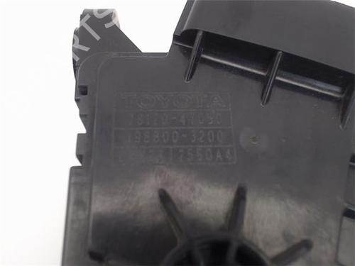 Pedal TOYOTA PRIUS Liftback (_W2_)  | BP13749039I4