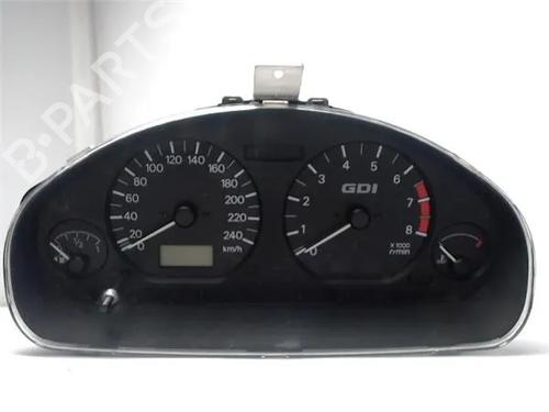 Used Instrument cluster MITSUBISHI CARISMA (DA_) [1995-2006]  12343394
