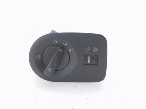 Comutador piscas / escovas Comutador piscas / escovas SEAT IBIZA IV (6J5, 6P1) [2008-2017] 36477206 36477206