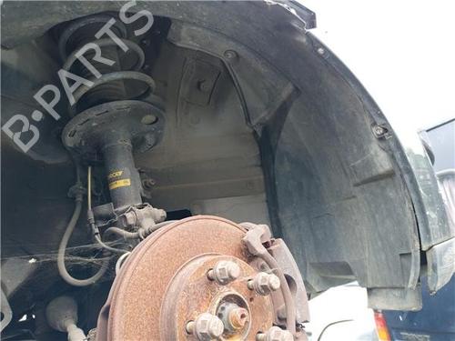 wheel-arch-toyota-auris-_e15_-2006-2007-2008-2009-2010-2011-2012-2013-25820944 main image