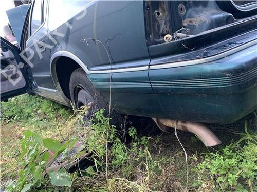 Bagtil kofangere CHRYSLER SARATOGA 3.0 (142 hp) 32418920