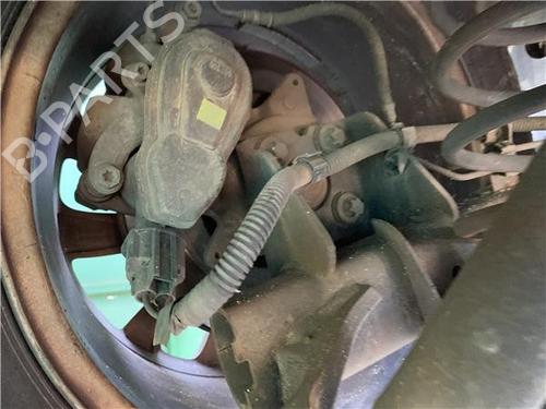 Mozzo posteriore sinistro RENAULT GRAND SCÉNIC III (JZ0/1_) 1.5 dCi (JZ0B, JZ07) (106 hp) 33220301