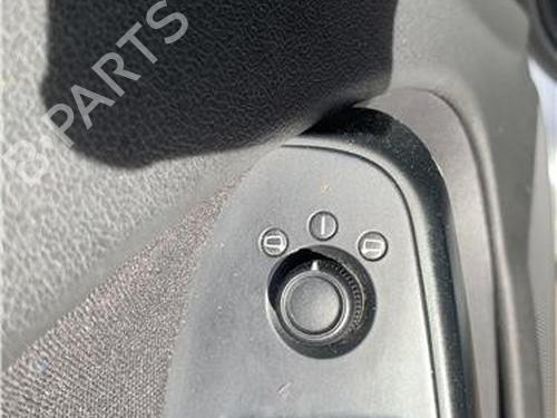 Left front window switch AUDI A4 B8 Avant (8K5) 2.0 TDI | BP32418397I27