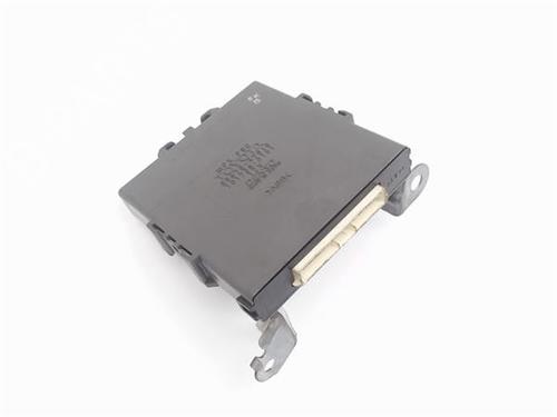 Used Electronic module TOYOTA PRIUS Liftback (_W2_) 1.5 Hybrid (NHW20_, NHW20R) (112 hp) 13635663