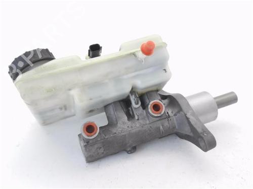 Used Brake master cylinder RENAULT MASTER III Bus (JV) [2011-2025]  28378425