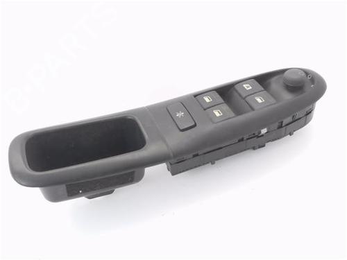 Used Left front window switch PEUGEOT 406 (8B) [1995-2005]  28098059