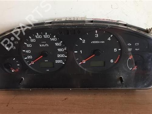 Used Instrument cluster NISSAN PRIMERA (P11) 2.0 TD (90 hp) 9760352