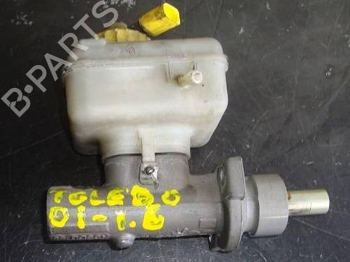 Used Brake master cylinder SEAT TOLEDO II (1M2) 1.6 (100 hp) 9764519