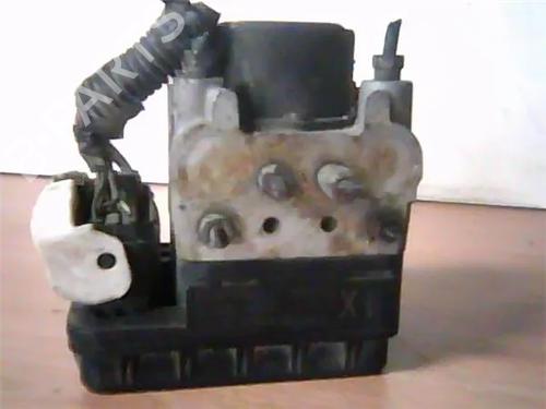 Used ABS pump TOYOTA CELICA Coupe (_T23_) 1.8 16V VT-i (ZZT230_, ZZT230) (143 hp) 9696628