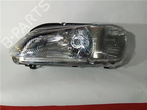 Used Left headlight PEUGEOT 106 II (1A_, 1C_) [1996-2005]  13049671