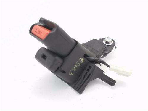 Seat buckle TOYOTA COROLLA Hatchback (_E21_, _EA1_, _EH1_) 1.8 Hybrid (ZWE211) | BP24622591I32 