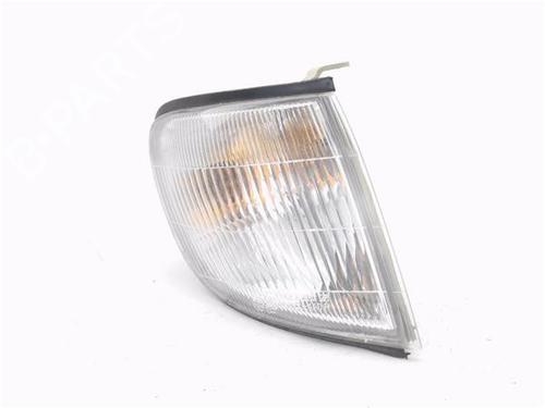 Używane Kierunkowskaz boczny prawy HYUNDAI H-1 / STAREX Bus (A1) [1997-2025]  30554219