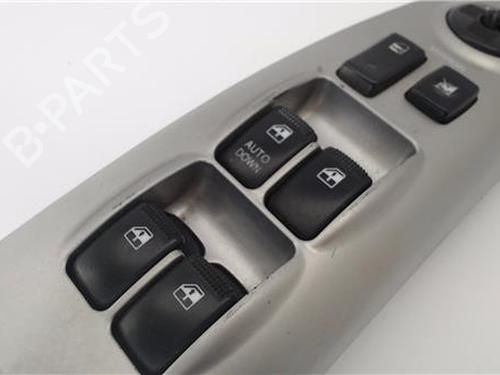 Left front window switch KIA SPORTAGE II (JE_, KM_)  | BP25978441I27 
