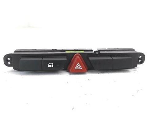 Used Warning switch Warning switch KIA CEE'D SW (ED) 2.0 (143 hp) 36477272 36477272
