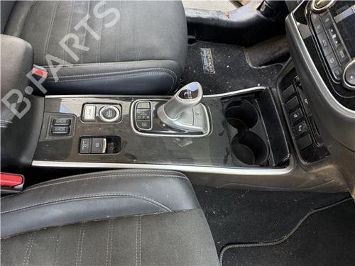 Used Middle console Middle console MITSUBISHI OUTLANDER III (GG_W, GF_W, ZJ, ZL, ZK) Plug-in Hybrid (GG2W) (200 hp) 29135198 29135198