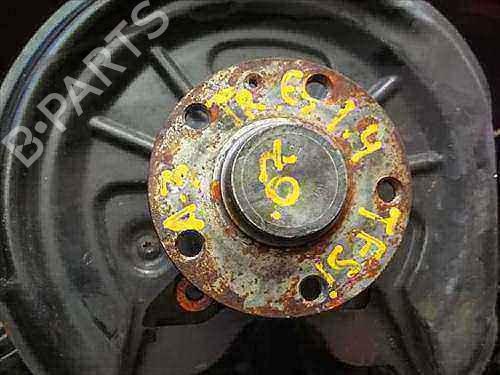 Venstre hjullejehus spindel AUDI A3 (8P1) [2003-2013]  14334402