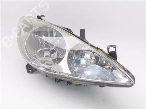 Used Right headlight PEUGEOT 307 SW (3H) 2.0 HDI 110 (107 hp) 32313132