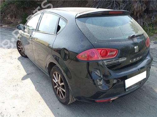 Right headlight SEAT LEON (1P1) 1.6 TDI | BP28025522C29 