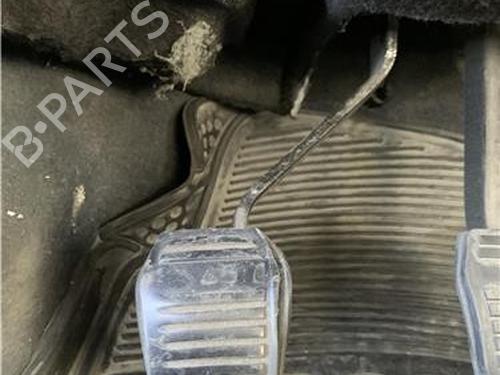 Clutch pedal FORD TRANSIT CONNECT (P65_, P70_, P80_) 1.8 TDCi | BP32450687I13