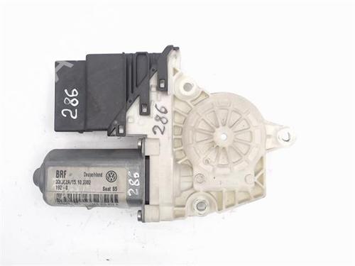 Rudehejsemotor bagstkærm højre SEAT LEON (1M1)  | BP14343501E22 