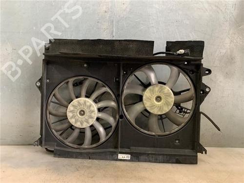 Used Radiator fan TOYOTA AVENSIS Estate (_T27_) 2.2 D-4D (ADT271_, ADT271R) (150 hp) 30135582