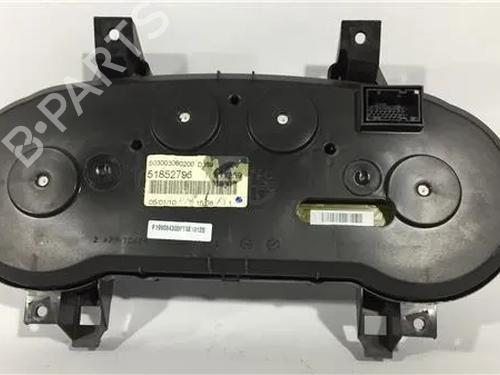 Instrument cluster FIAT PUNTO EVO (199_) 1.3 D Multijet (199AXC1A, 199BXC1A, 199AXT1A, 199BXT1A) | BP9635482C47 