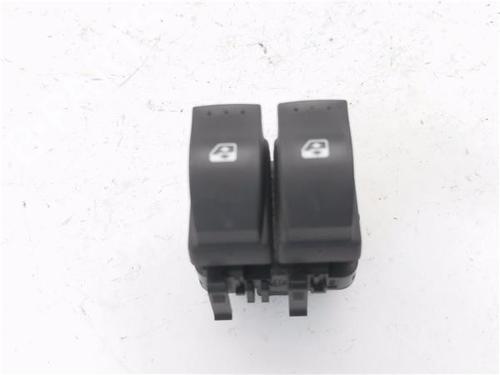 Used Left front window switch Left front window switch RENAULT CLIO II (BB_, CB_) 1.2 (BB0A, BB0F, BB10, BB1K, BB28, BB2D, BB2H, CB0A,... (58 hp) 34449011 34449011