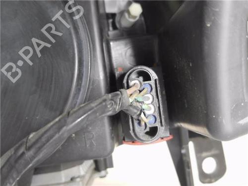 Right headlight PEUGEOT 407 (6D_) 2.0 HDi 135 (6DRHRH, 6DRHRE, 6DRHRG, 6DRHRJ) | BP22765593C29 