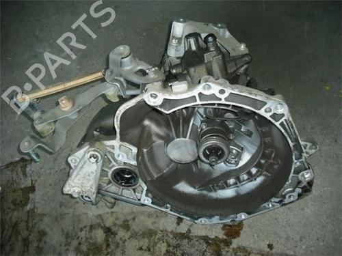 Used Gearbox OPEL CORSA C (X01) [2000-2009]  13049068
