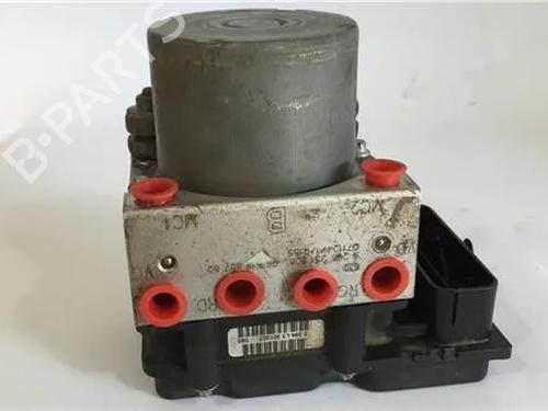 Used ABS pump CITROËN C4 Coupe (LA_) [2004-2013]  9662917